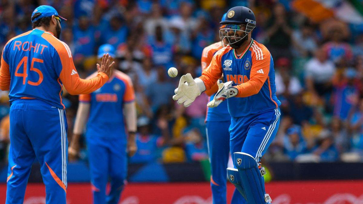 https://www.jagranimages.com/images/newimg/21062024/21_06_2024-rohit_and_pant_23743374.jpg