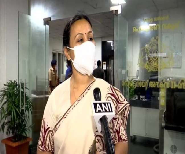 केरल के पहले ट्रांसजेंडर रेडियो जॉकी की आत्महत्या पर स्वास्थ्य मंत्री ने दिए जांच के आदेश