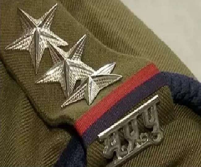 पुलिस की छवि खराब करने का आरोप
