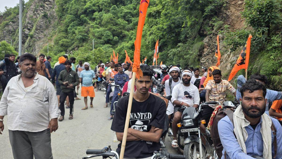 https://www.jagranimages.com/images/newimg/21072025/21_07_2025-badrinath_ihghway_1_23990467.jpg