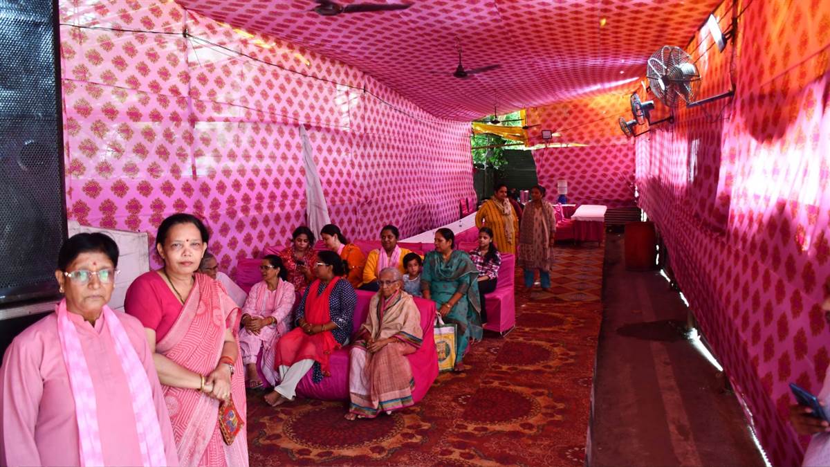 https://www.jagranimages.com/images/newimg/21072025/21_07_2025-kanwar_yatra_4_23990032.jpg