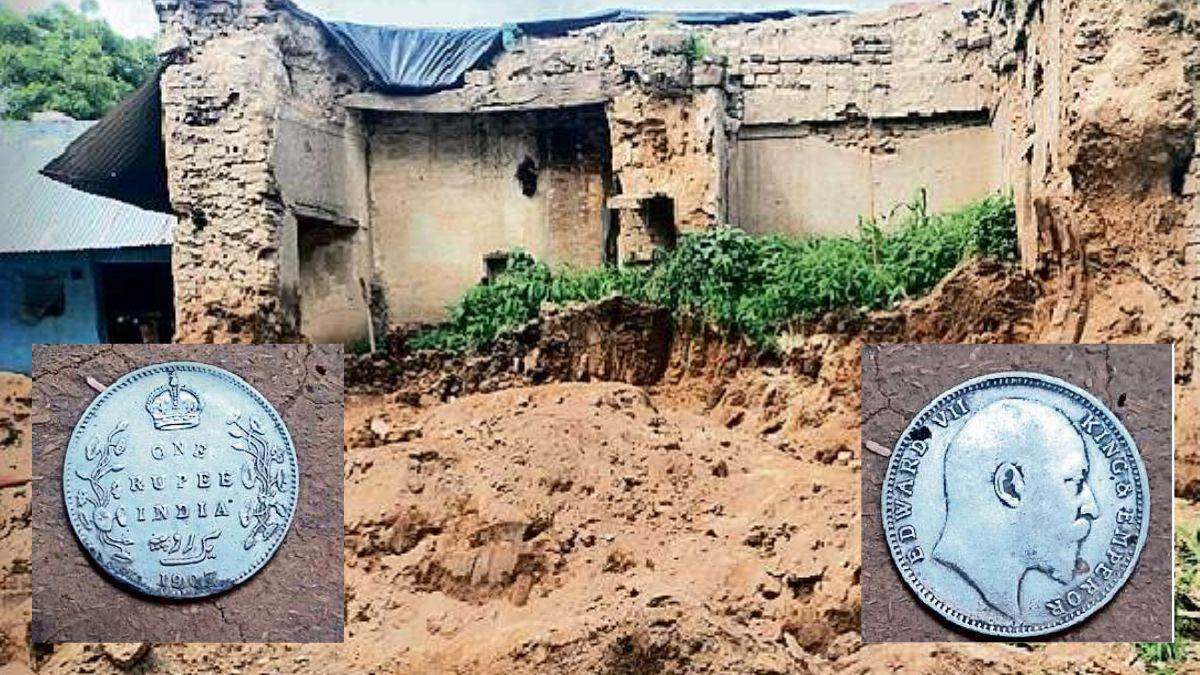 british era coins discovered in mainpuri village during excavation