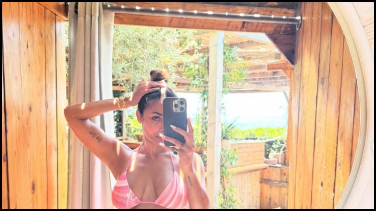 https://www.jagranimages.com/images/newimg/21072025/21_07_2025-malaika_arora_bikini_photos_23989920.jpg
