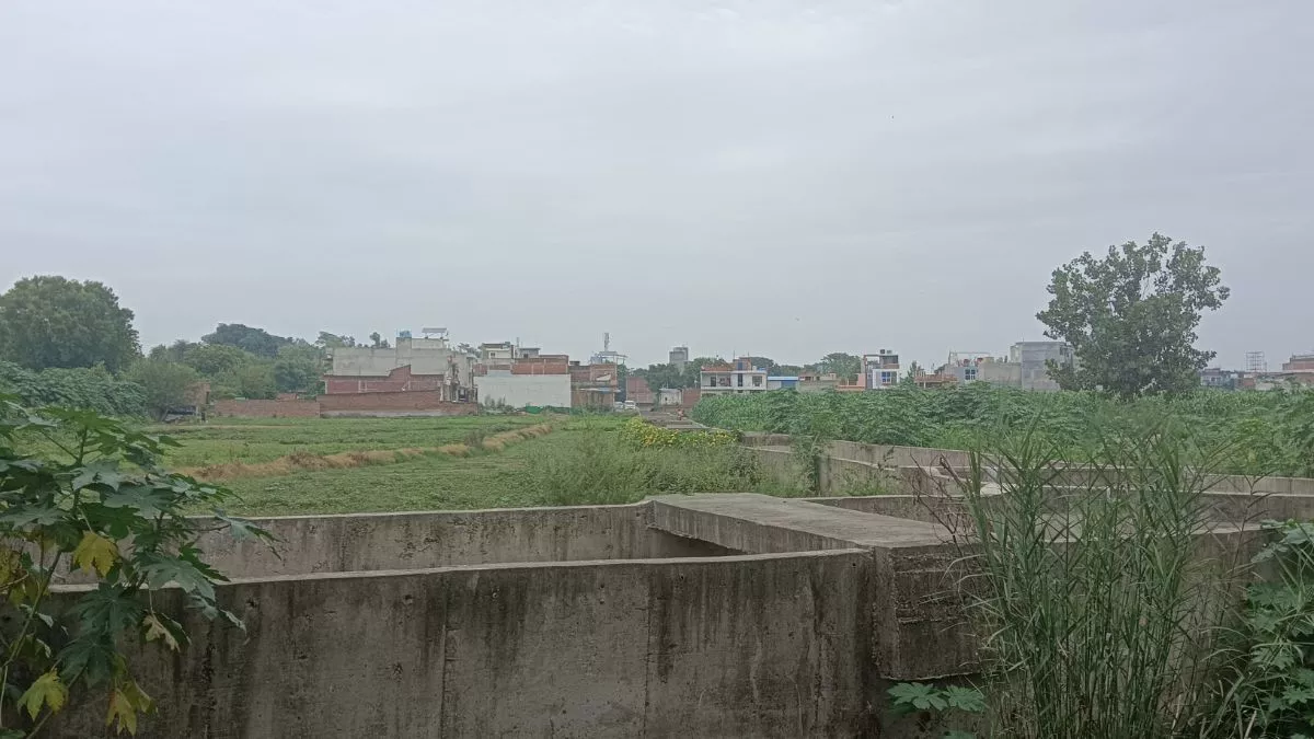 शाहजहांपुर में अंटा चौराहा से देवी प्रसाद कॉलेज तक लिंक रोड होगी डामर, दो की बन रही डीपीआर