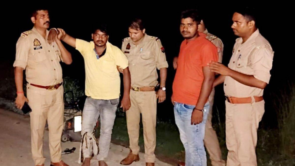 varanasi police encounter in phoolpur cattle smuggler injured varanasi news