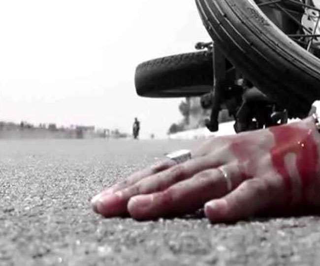 Road Accident In Jharkhand: One killed In Hazaribag And Two Injured At  Ramgarh After Car Crushed Bike - झारखंड के रामगढ़ और हजारीबाग में सड़क  दुर्घटनाओं में एक की मौत, दो घायल
