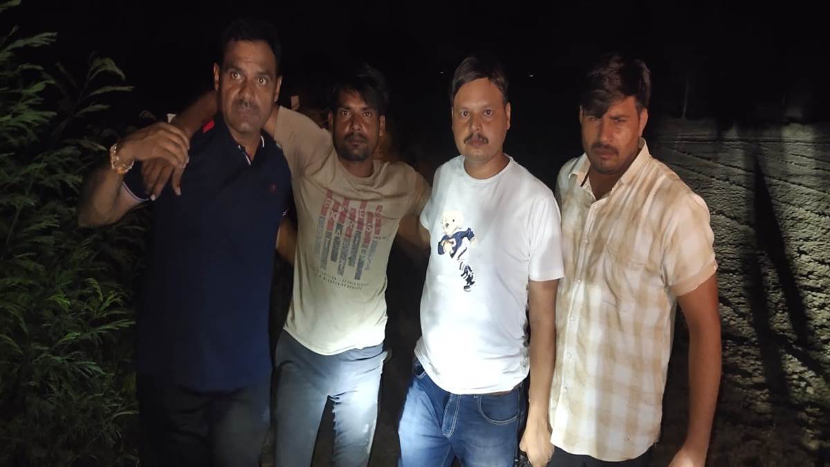 मुठभेड़ में 20 हजार का इनामी गिरफ्तार, एक फरार