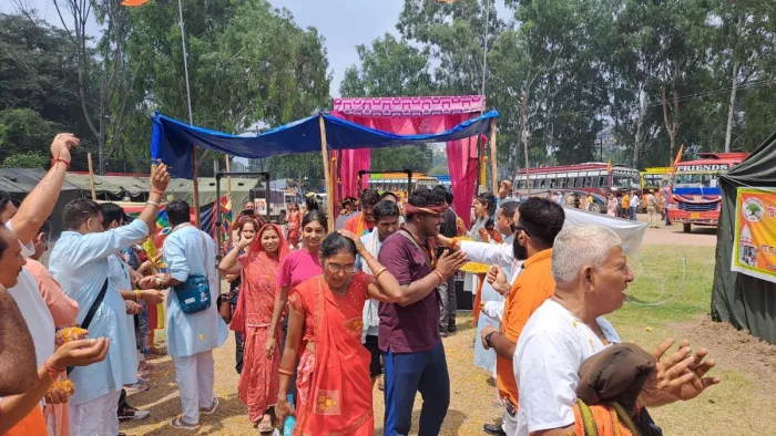 श्री बुड्ढा अमरनाथ के दर्शन के लिए पुंछ पहुंचे यात्री : जागरण
