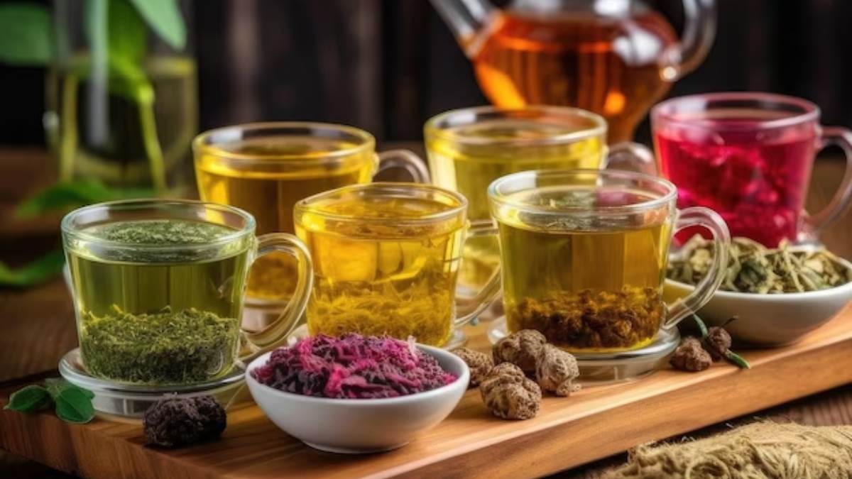 Herbal Detox Drink रोज सुबह खाली पेट पिएं ये हर्बल ड्रिंक्स, शरीर अंदर