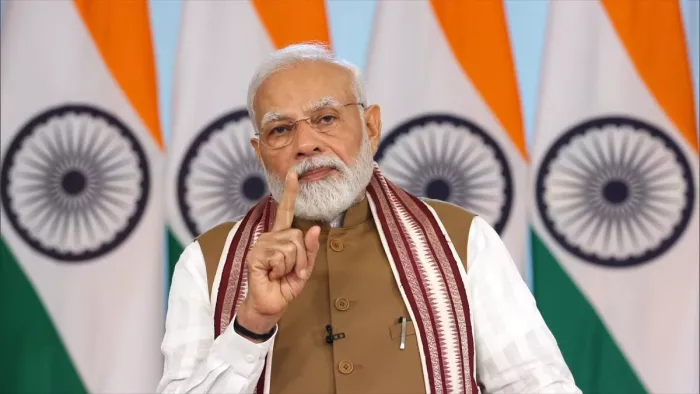 MP: पीएम मोदी ने रोजगार मेले में दिए शिक्षकों को नियुक्ति पत्र