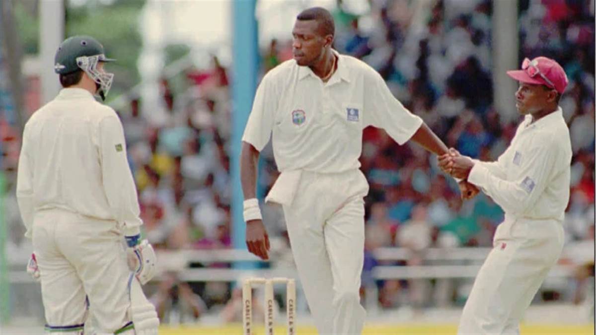 https://www.jagranimages.com/images/newimg/21082023/21_08_2023-waugh_vs_ambrose_23506950.jpg