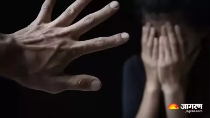 महाराष्ट्र के अकोला में छह स्कूली छात्राओं के साथ छेड़छाड़ का मामला सामने आया है।(फोटो सोर्स: जागरण)