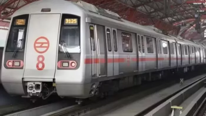 गोल्डन लाइन पर सुरंग बनकर तैयार हो गई। फाइल फोटो