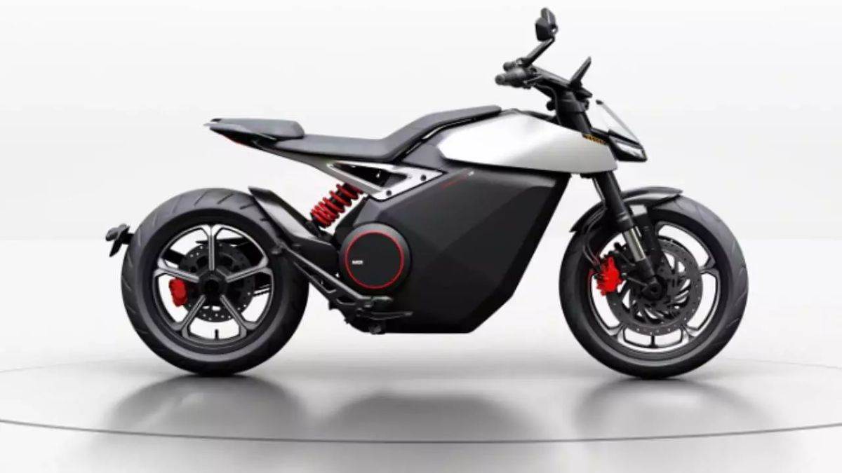 https://www.jagranimages.com/images/newimg/21082024/21_08_2024-ola_roadster_pro__23782090.jpg