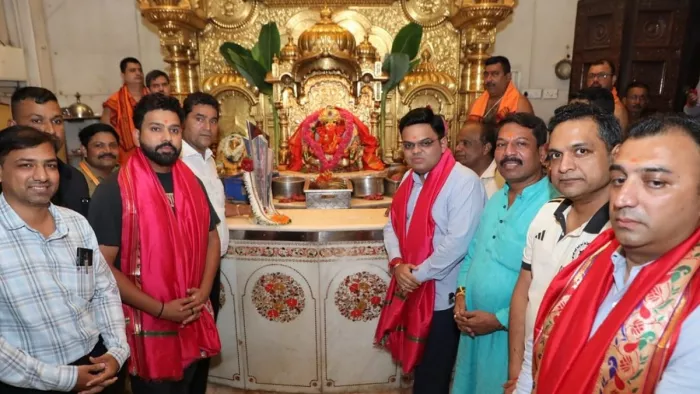 सिद्धिविनायक मंदिर पहुंचे रोहित शर्मा और जय शाह। इमेज- सोशल मीडिया