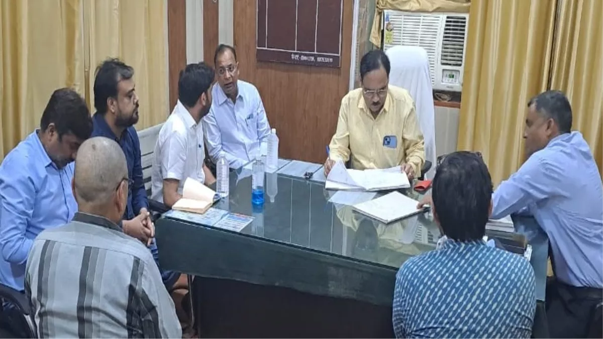 CMO ने क‍िया अस्पताल का औचक निरीक्षण, हाल देख चढ़ गया पारा; पूरे स्‍टाफ के खि‍लाफ कर दी ये बड़ी कार्रवाई