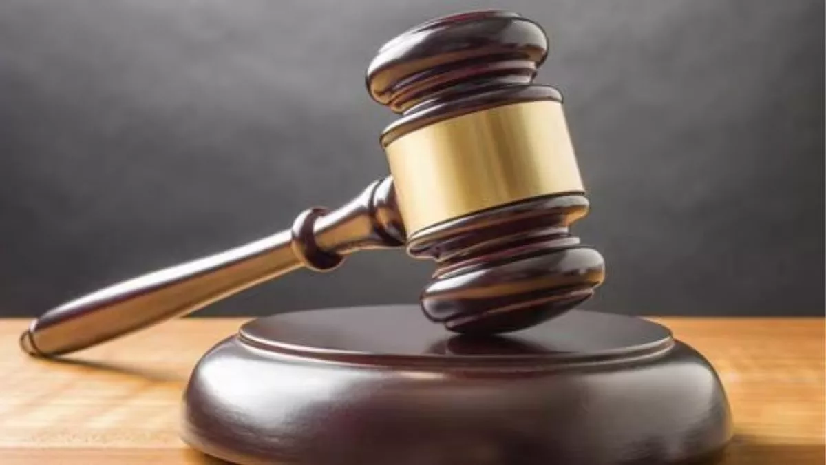 HC के आदेश के बावजूद तावड़ू में पंचायत भूमि पर भू-माफियाओं का कब्जा, प्रशासन की निष्क्रियता पर सवाल