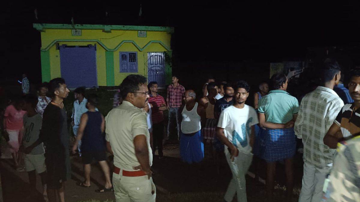 https://www.jagranimages.com/images/newimg/21082025/21_08_2025-dumka_24019819.jpg