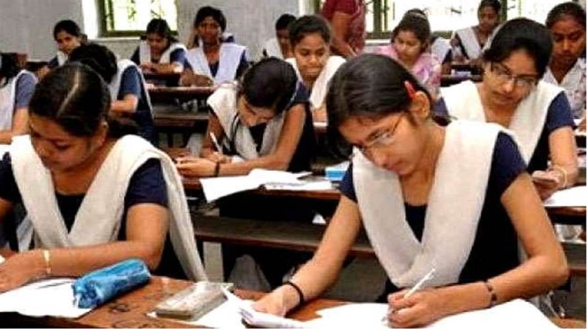 https://www.jagranimages.com/images/newimg/21082025/21_08_2025-exam_24019905.jpg
