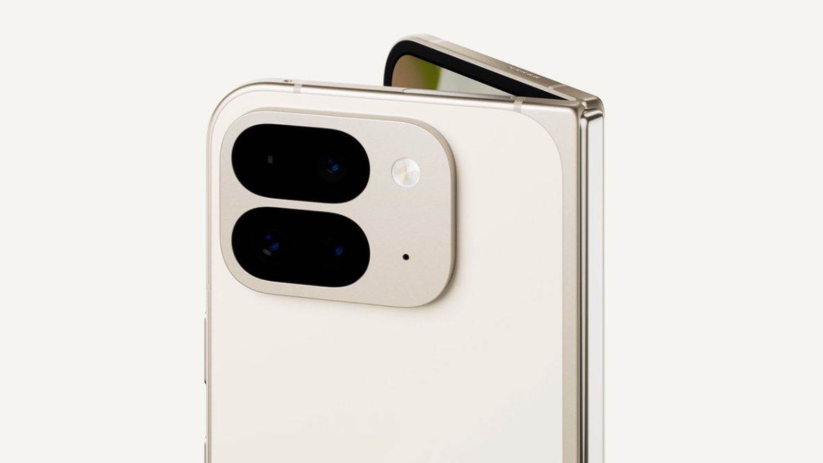https://www.jagranimages.com/images/newimg/21082025/21_08_2025-google_pixel_9_pro_fold_price_drops_24019980.jpg