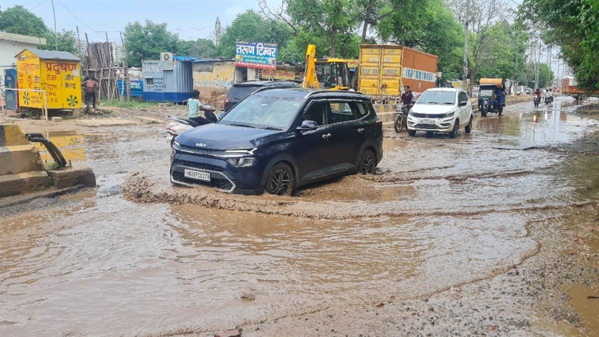https://www.jagranimages.com/images/newimg/21082025/21_08_2025-gurugram_news_update_10_24019965.jpg