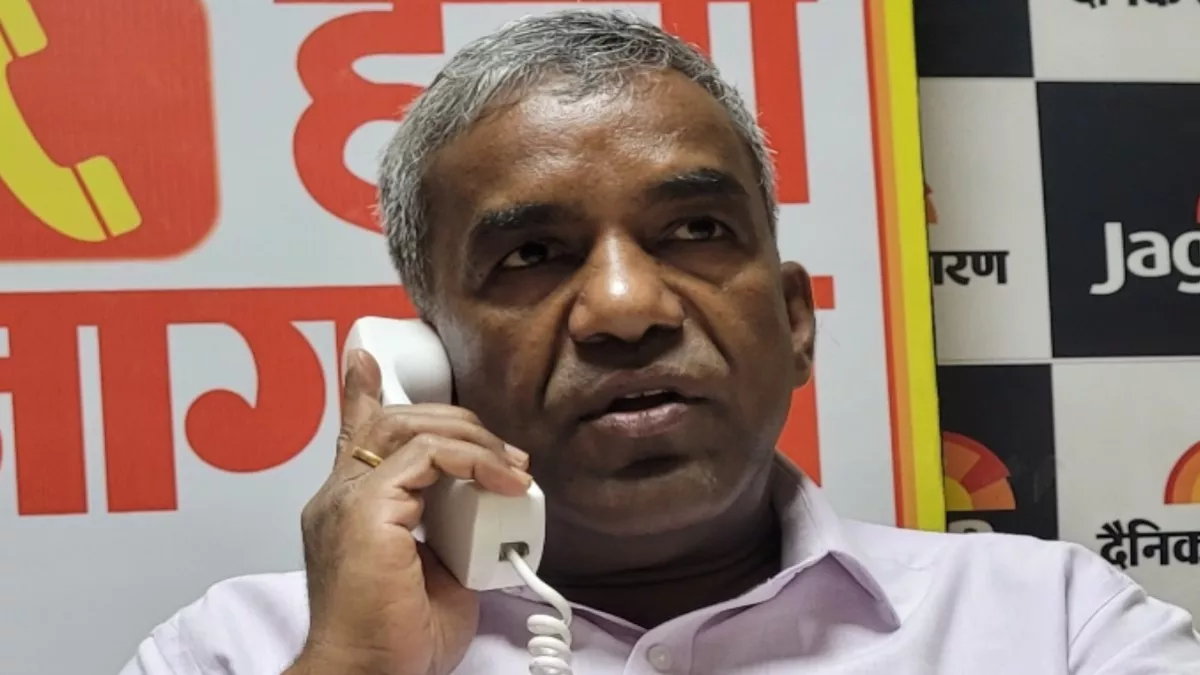 पायरिया की वजह से 37 की उम्र में ही गायब हो गए सारे दांत, डाक्‍टर ने बताया यह उपचार