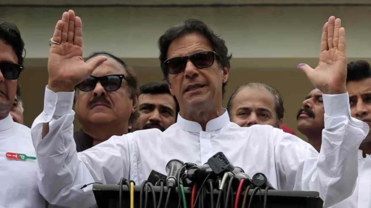https://www.jagranimages.com/images/newimg/21082025/21_08_2025-imran_khan_24020253.jpg