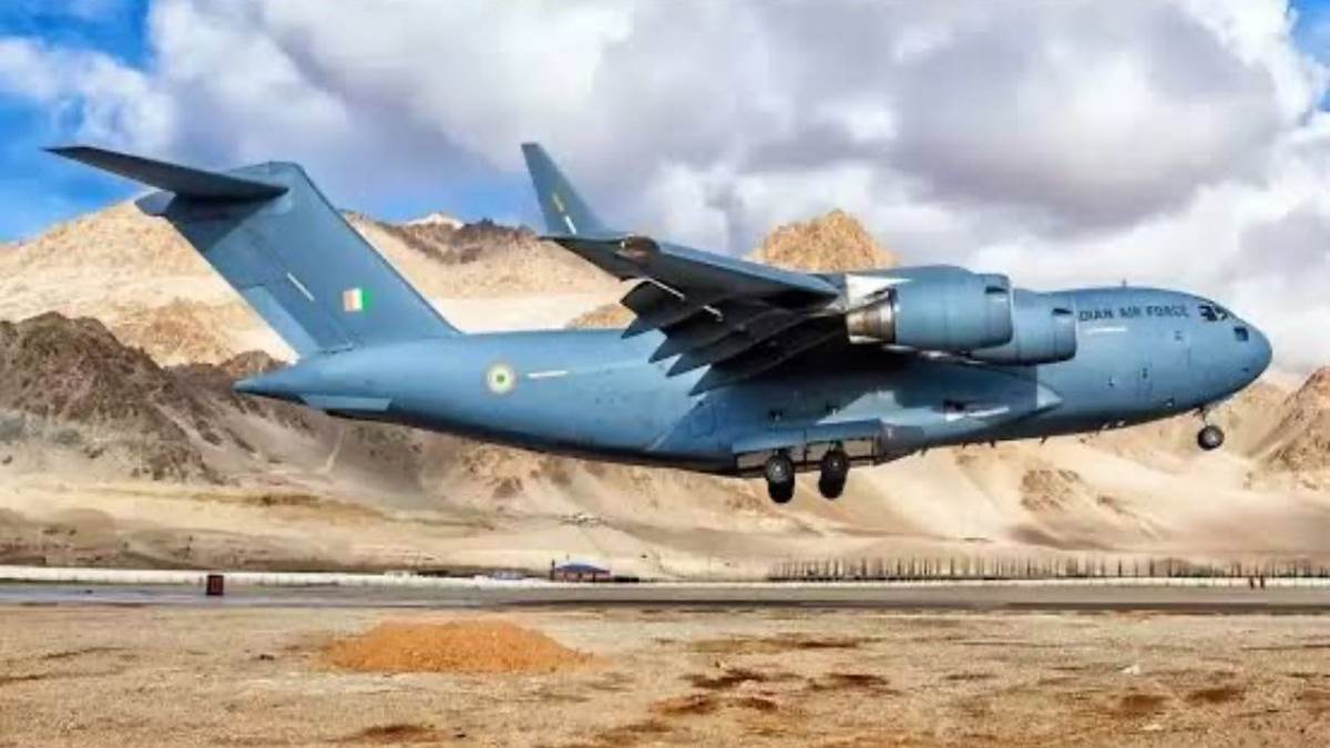 https://www.jagranimages.com/images/newimg/21082025/21_08_2025-kargil_airport_issue_24020123.jpg