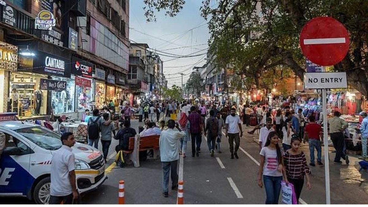 https://www.jagranimages.com/images/newimg/21082025/21_08_2025-karol-bagh-market-delhi_24020364.jpg