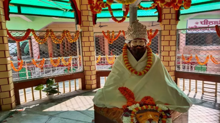 बाबा कीनाराम ने 170 वर्षों तक जनकल्याण के बाद 1770 में उन्होंने समाधि ले ली।