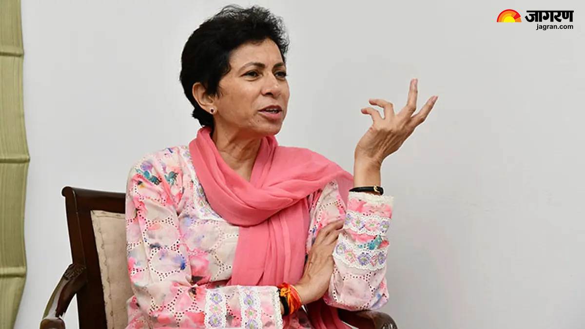 kumari selja got angry over the removal of hkrm employees in haryana targeted the deputy government