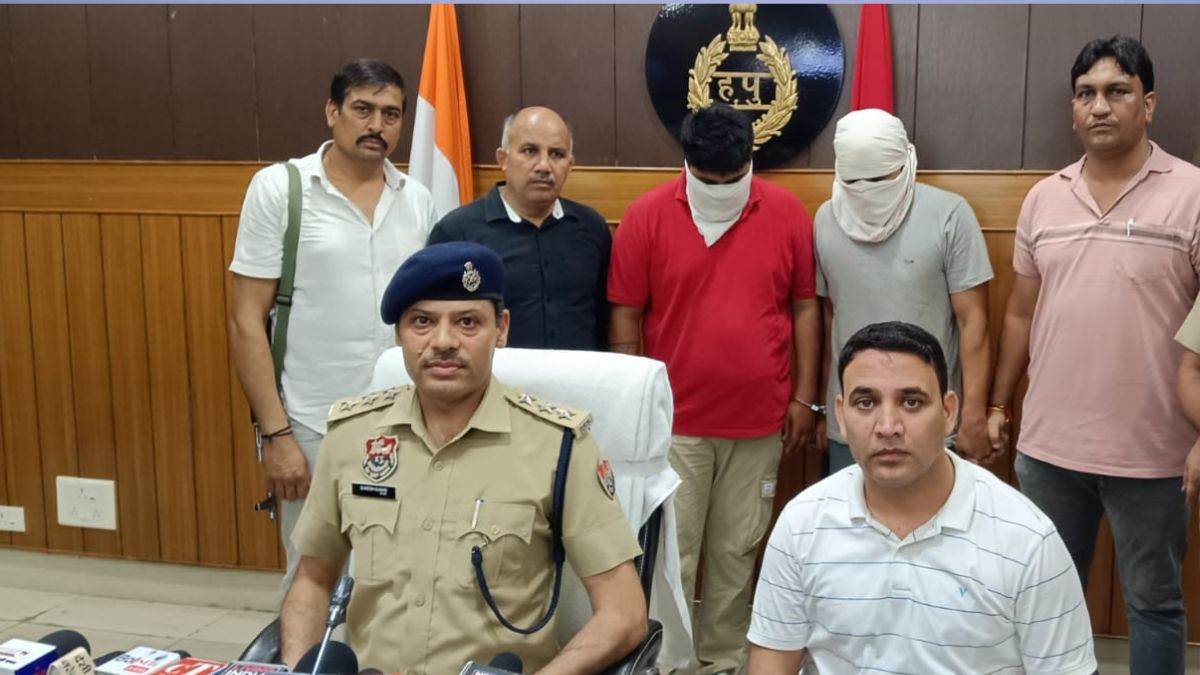 https://www.jagranimages.com/images/newimg/21082025/21_08_2025-police_34_24020773.jpg