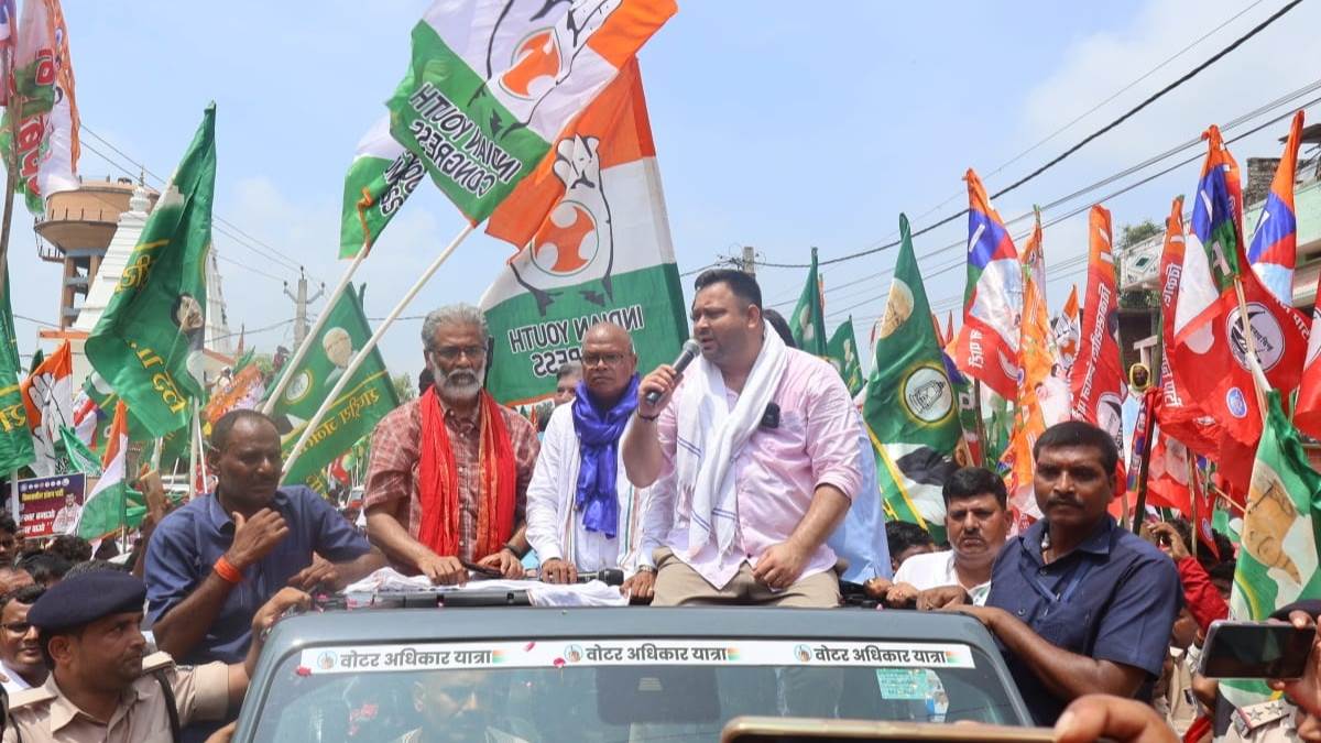 https://www.jagranimages.com/images/newimg/21082025/21_08_2025-tejashwi_yadav_jamui_24020220.jpg