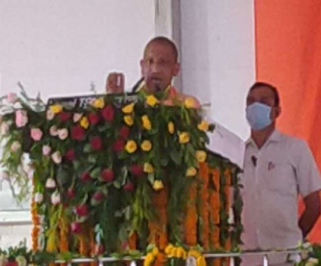 Yogi Adityanath in Moradabad : भाजपा विधायकों ने दो हजार करोड़ के विकास कार्य कराए : मुख्‍यमंत्री