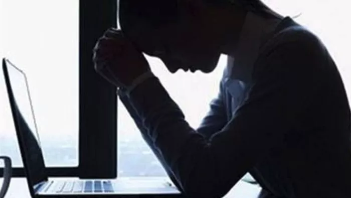 दिमाग का कम इस्तेमाल करने वालों को अल्जाइमर यानी डीमेंसिया रोग होता है।