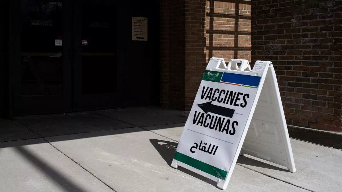 Canada: कनाडा में प्रवेश करने वालों के लिए अब टीकाकरण नहीं होगा अनिवार्य! ट्रूडो सरकार जल्द ले सकती है फैसला