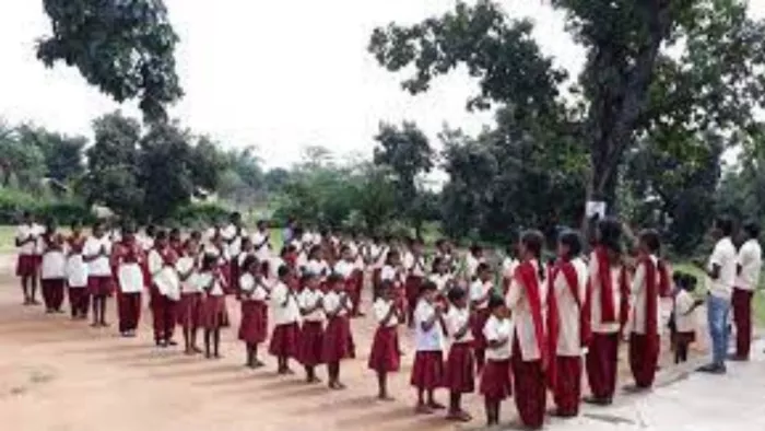 Jharkhand Foundation Day: झारखंड के सरकारी स्कूल दिखेंगे नए लुक में।