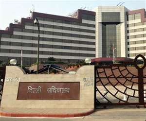 दिल्ली सरकार ने विभागों को यह सुनिश्चित करना है कि ठेकेदार अस्थायी कर्मचारियों को दिवाली बोनस दें।