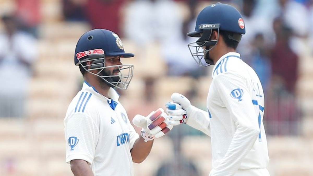https://www.jagranimages.com/images/newimg/21092024/21_09_2024-rishabh_pant,_ms_dhoni_23801345.jpg
