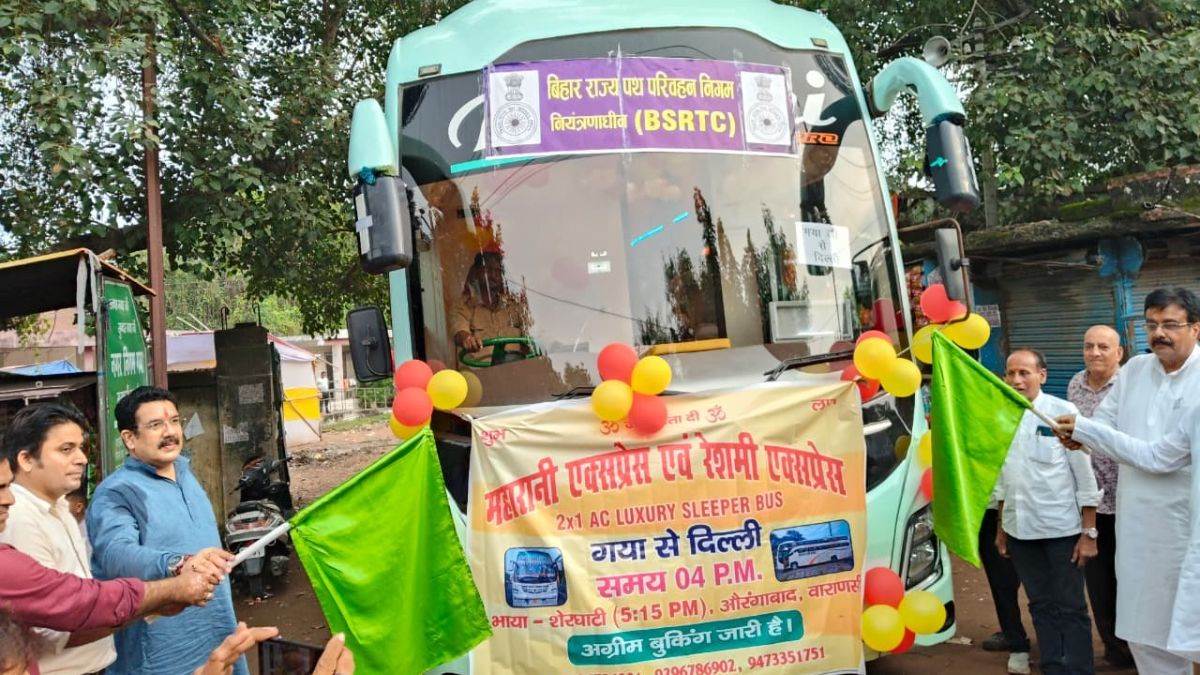 https://www.jagranimages.com/images/newimg/21092025/21_09_2025-gaya_ji_bus_news_24054591.jpg