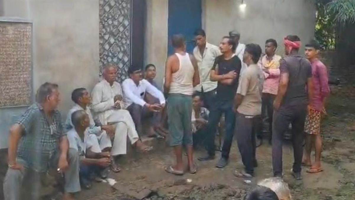https://www.jagranimages.com/images/newimg/21092025/21_09_2025-hamirpur_murder_24054819.jpg