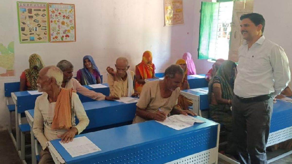 https://www.jagranimages.com/images/newimg/21092025/21_09_2025-hamirpur_news_24055321.jpg