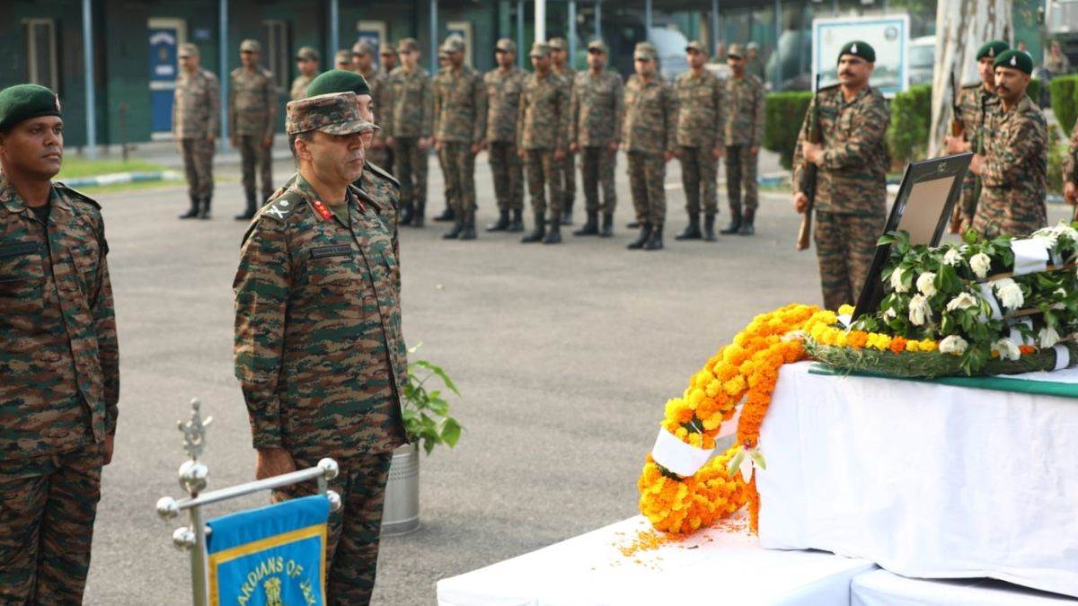 https://www.jagranimages.com/images/newimg/21092025/21_09_2025-police_52_24055086.jpg