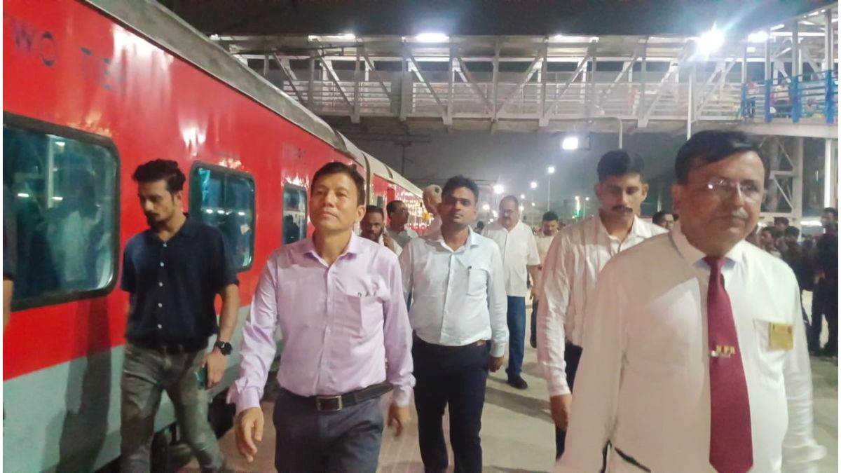 https://www.jagranimages.com/images/newimg/21092025/21_09_2025-railway_news_23_24054529.jpg