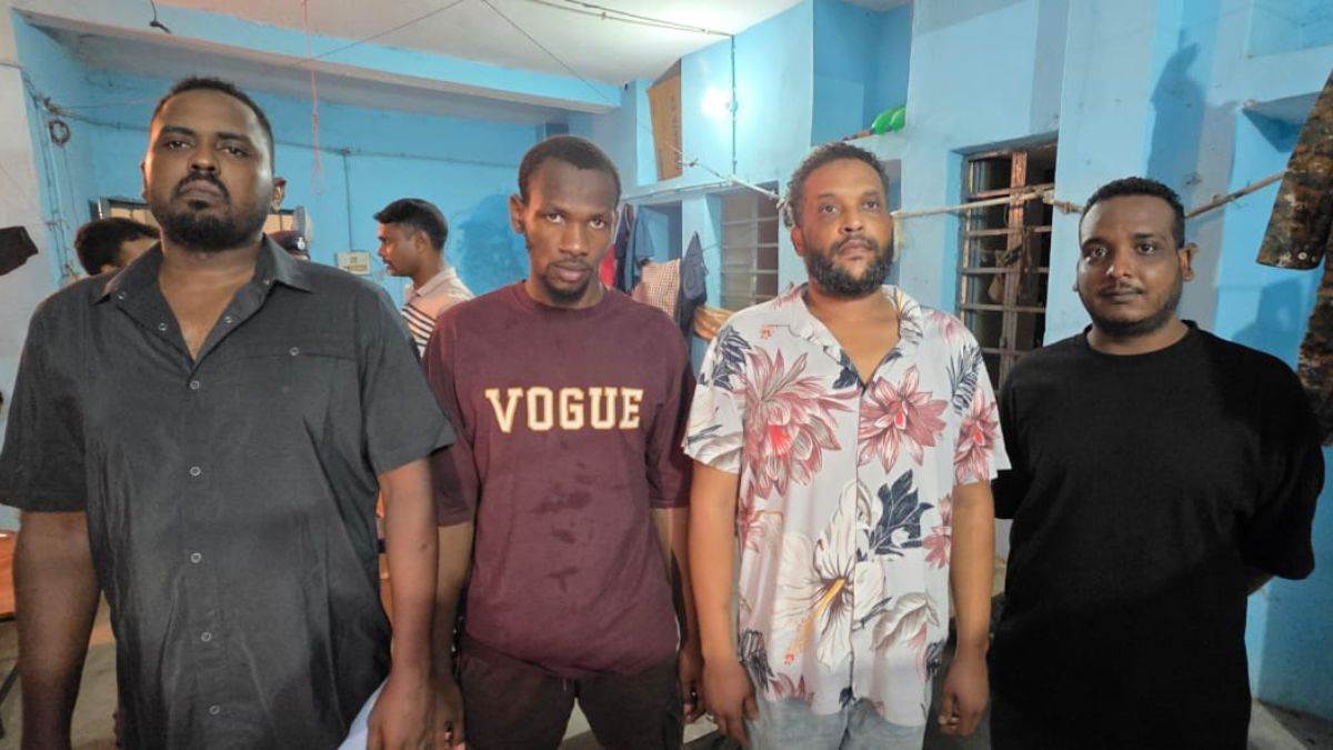 https://www.jagranimages.com/images/newimg/21092025/21_09_2025-suddani_citizen_arrested_in_raxaul_24054772.jpg