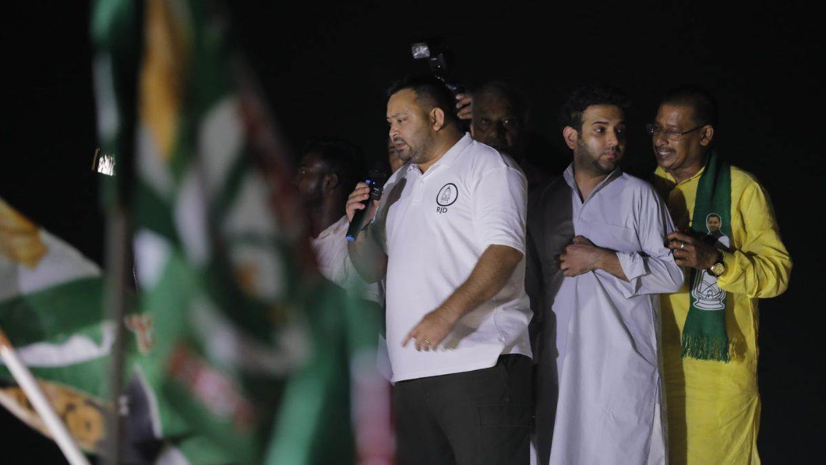 https://www.jagranimages.com/images/newimg/21092025/21_09_2025-tejashwi_yadav_24054637.jpg
