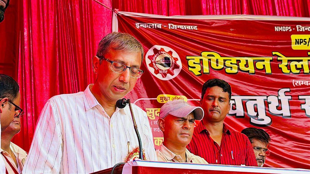 https://www.jagranimages.com/images/newimg/21092025/21_09_2025-varanasi_sansad_24055201.jpg