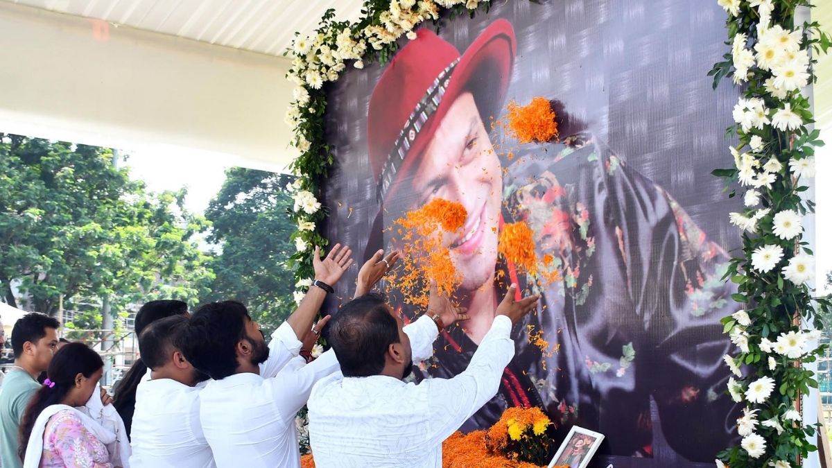 https://www.jagranimages.com/images/newimg/21092025/21_09_2025-zubeen_garg__24054686.jpg