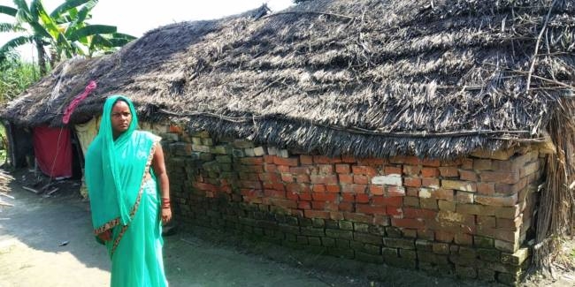 अब गुरुग्राम के गाव के लोग घर बैठे कर सकते सरकार से अपनी शिकायत 3 Gram Panchayat elderchar(39)s name missing from Housing Plus app - Uttar Pradesh Sant Kabir Nagar General News