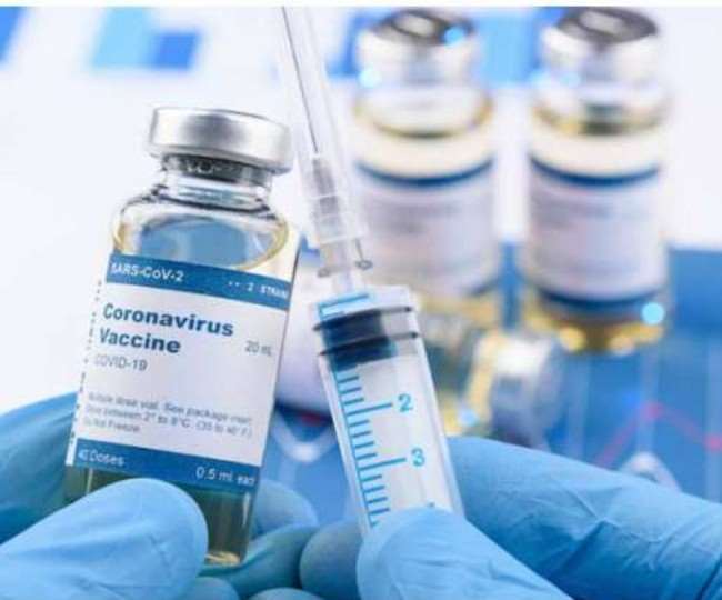 गोरखपुर में करीब ढाई सौ लोगों ने कोरोना की दूसरी वैक्‍सीन को पहली वैक्‍सीन के रूप में लगवा ल‍िया।